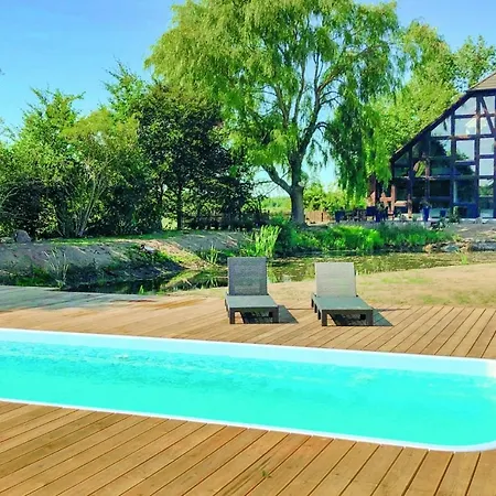 Prázdninový dům Grosses Landhaus Mit Pool *