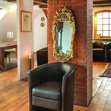 Grosses Landhaus Mit Pool Prázdninový dům *