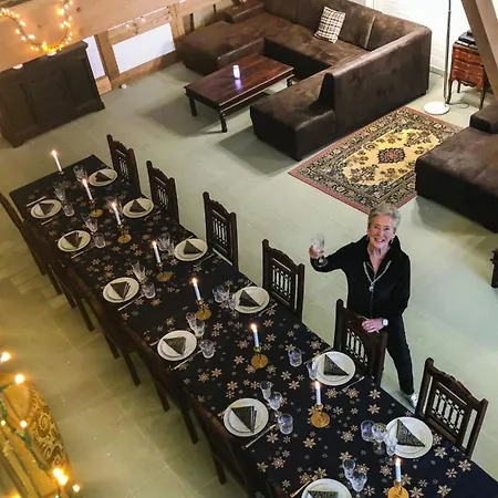 Grosses Landhaus Mit Pool Prázdninový dům *